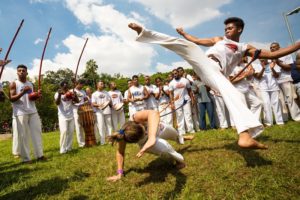 capoeira-intrumentos-tocados-áfrica-brasil