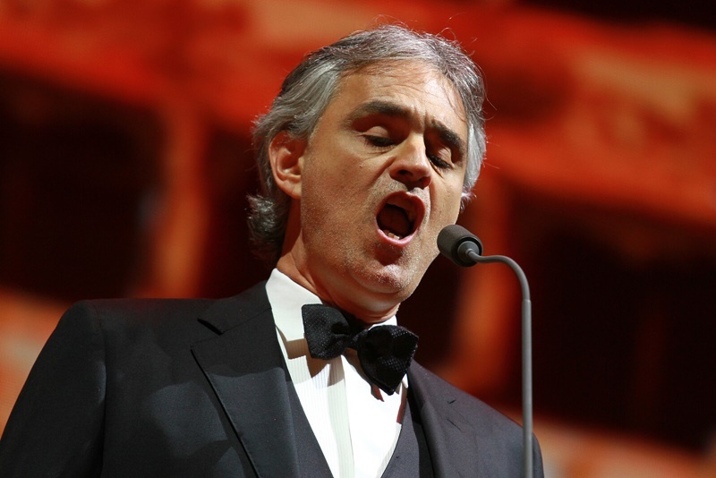 andrea-bocelli-tenor-canto-musica