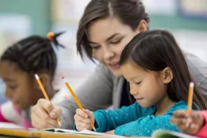 sabra-música-professor-alunos-ensino-educadores-fundamental-aprendizagem-processo